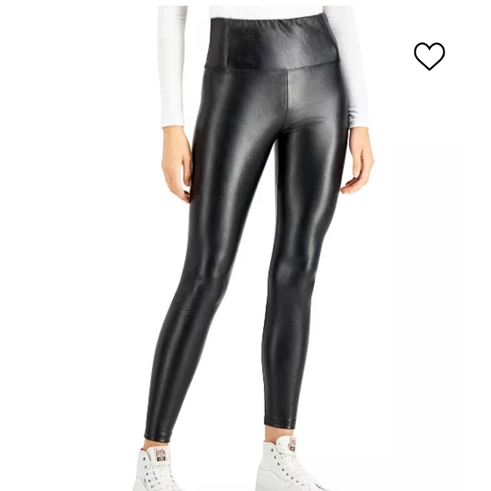 Tinseltown size M vegan Leather leggings. Black perfect condition